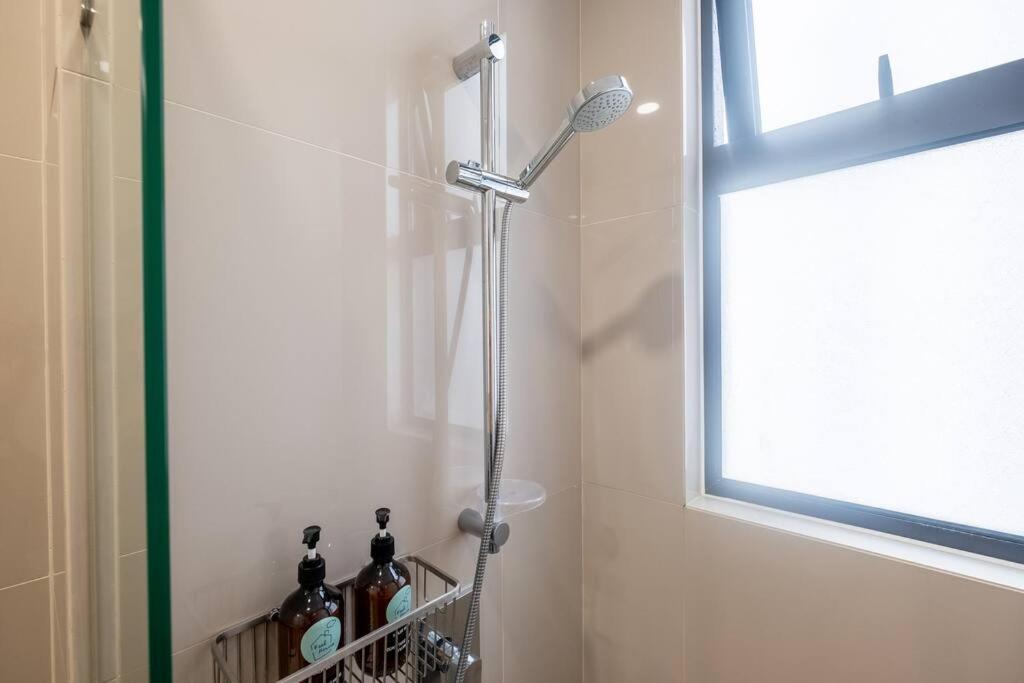 Endless Warming~ 2br5pax Southlink Bangsar South Pangsapuri Kuala Lumpur