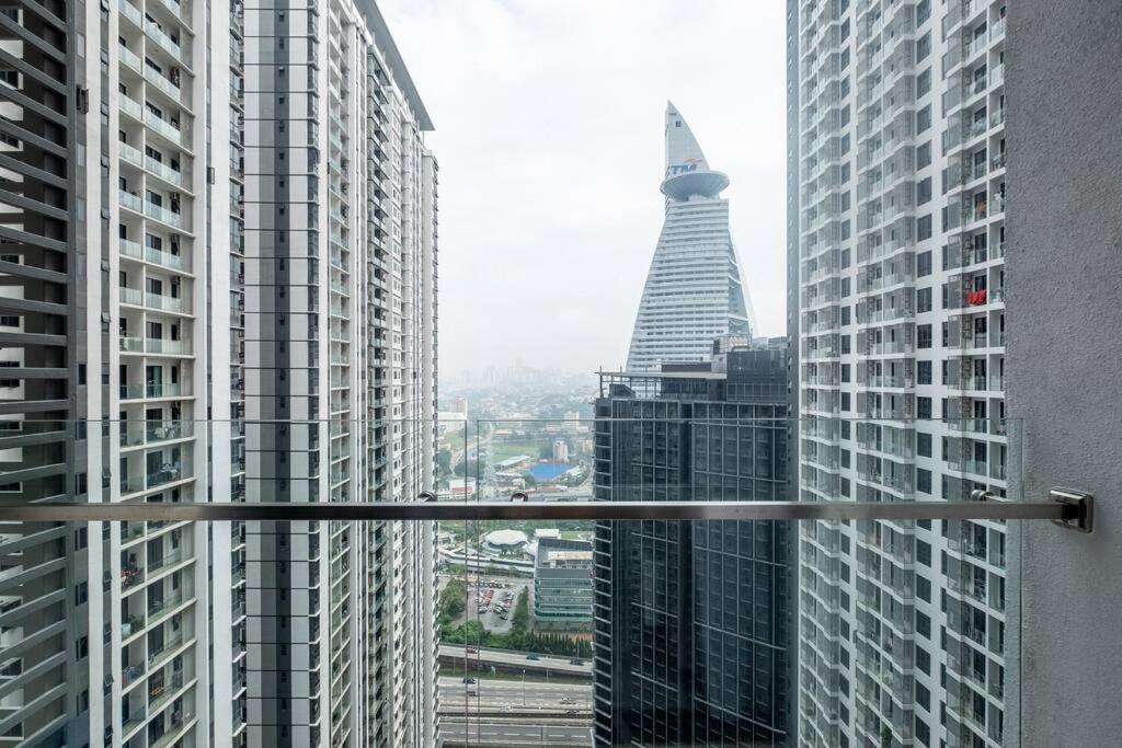 Endless Warming~ 2br5pax Southlink Bangsar South Kuala Lumpur